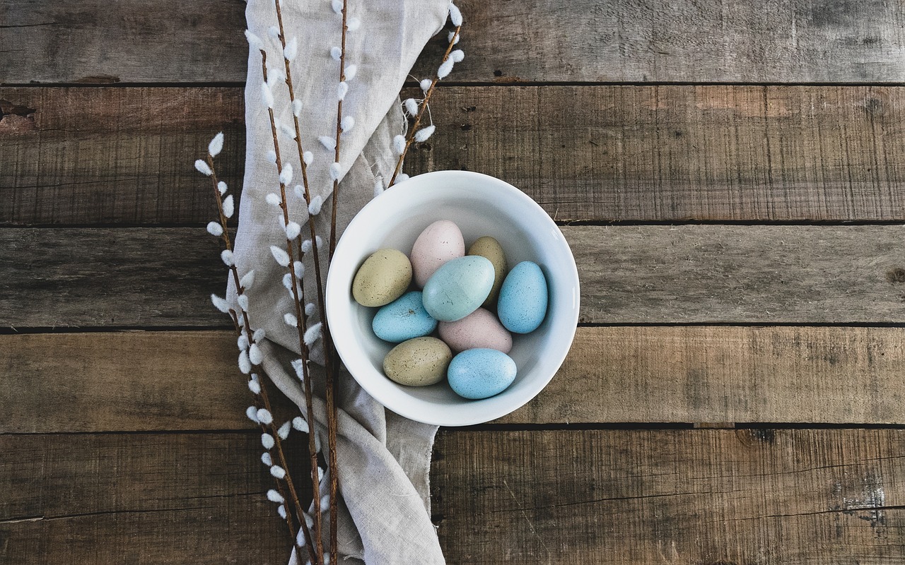 eggs easter bowl spring table 4916430