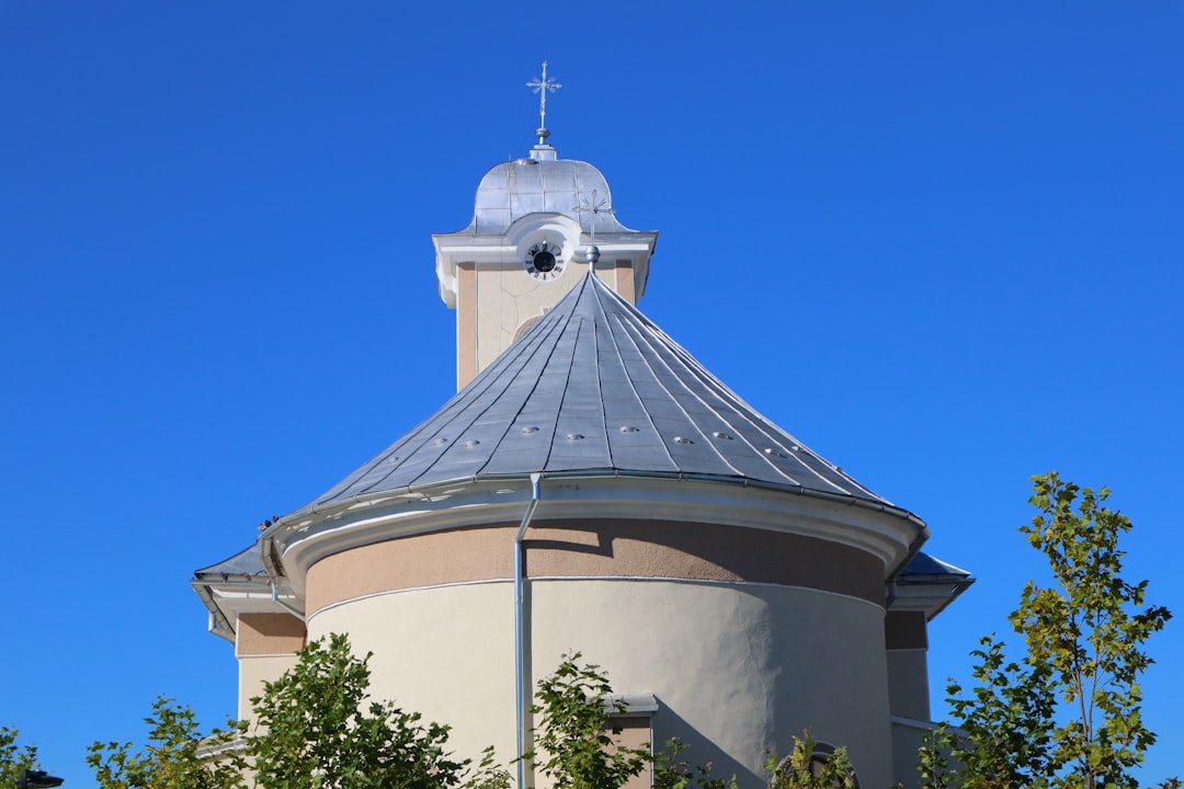 Czym różni się prawosławie od katolicyzmu w kwestii celibatu